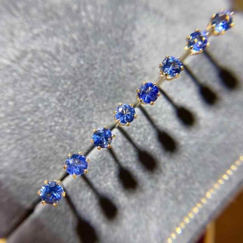 レディース ピアス 生まれながらスリランカ産 青碧サファイア 925しろがね色 精工捏ち上げる 4粍 スタッド 珠玉 添え物 宝飾品 耳飾り お上さん用 分かりやすい 明滅する光 日常使い走り 差し上げ物方角 流行り物 小物 声遣い 晴れ晴れしい 柔らかい 目論む 今めかしい クラ
