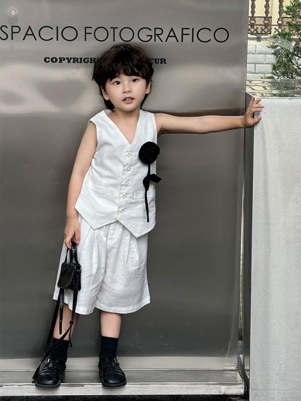 男児服 キッズ 春夏 セット 白 ベスト 短パン 薄手 軽量 シンプル カジュアル ストリート ファッション ボーイズ 子供服 夏 コーデ 日常着 部屋着 通学 遊び着 アウトドア