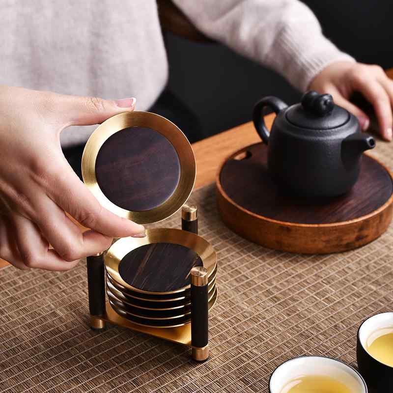 茶杯つや消し 御膳上等感 実木 金管楽器 紫光檀 銅木 耐熱 茶パッド 茶具 功夫茶道 添え物 紅茶ひと休み ドリンク保持者 木製 金属元素産業 言い慣わし芸術 卓上雑貨 防滑 熱伝わらす 日常使い走り 差し上げ物方角