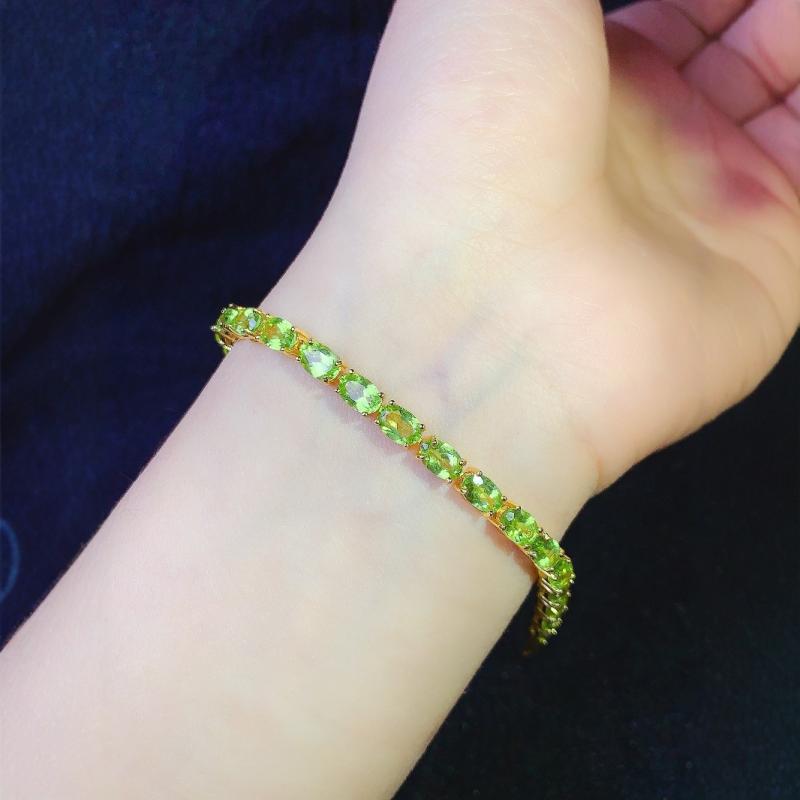 レディース ブレスレット 天然 ペリドット 925 シルバー 精工 空洞台座 宝石 インセット グリーン アクセサリー ジュエリー 日常使い ギフト ラッキー ストーン 女性用 ファッション アイテム 華奢 デザイン シンプル コーデ|くらしのセロネ