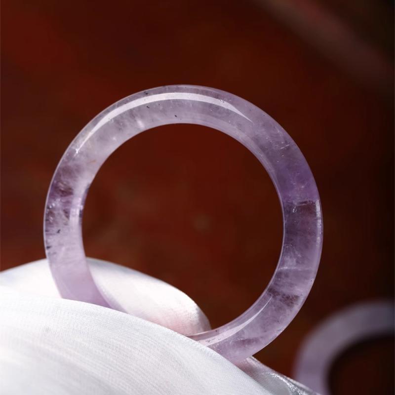 ブレスレット レディース 天然アメジスト ラベンダー系 紫水晶 手首アクセサリー 通勤 ファッション ジュエリー 女性向け アクセサリー 天然石 紫色 宝石 装飾品 日常使い シンプルデザイン 人気アクセ
