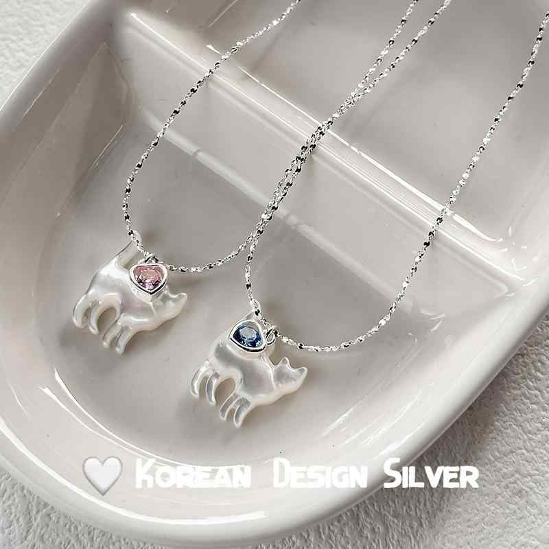 ネックレス レディース 猫モチーフ ハート ジルコニア 満天星 シルバー 白蝶貝 きらめき かわいい シンプル アクセサリー 日常使い ギフト 女性向け ジュエリー ファッション トレンド 軽量 輝き デザイン スタイリッシュ コーディネート