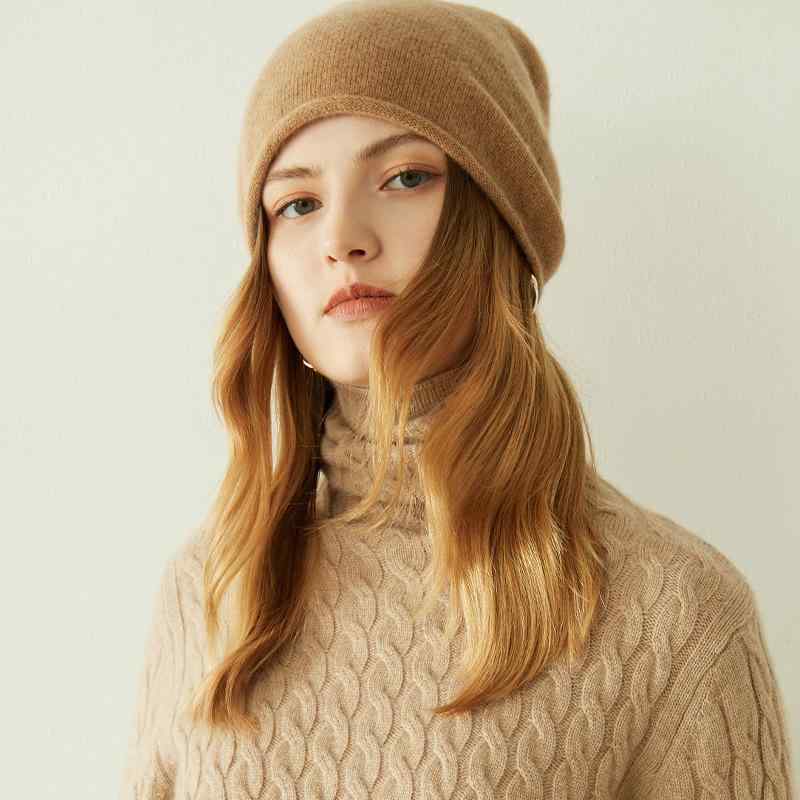 ニット帽 レディース 秋冬 カシミア 暖か 耳当て 顔小さめ ヘッドバンド 巻き縁 デザイン 切り替え 生地 柔らか 保湿 速乾 軽量 伸縮性 通勤 通学 日常使い 部屋着 アウトドア コーデ アイテム ヘアアレンジ アクセサリー かわいい スタイリッシ