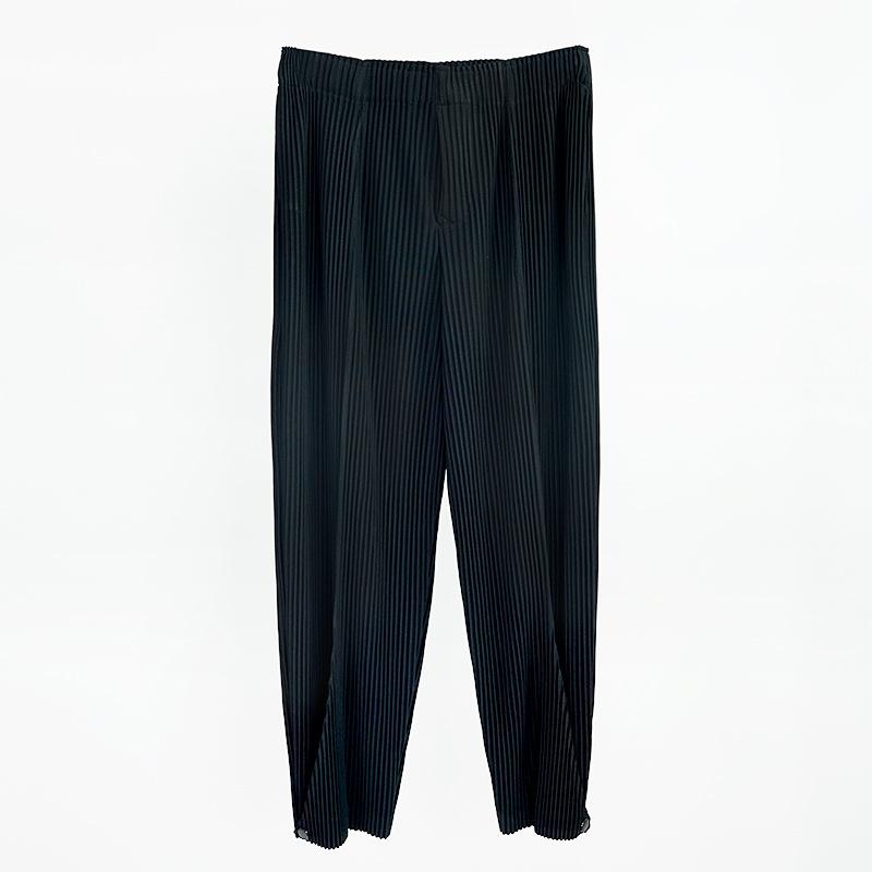 パンツ メンズ カジュアル ロング スリムフィット テーパード シワ加工 永久プリーツ 日常使い 百搭 軽量 吸湿速乾 通勤 通学 アウトドア｜くらしのセロネ 7,391円