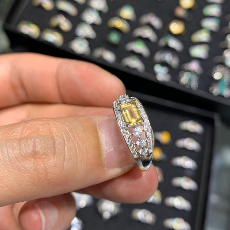 指輪 天然黄水晶 925銀 宝石 イエロー アクセサリー ジュエリー ファッション 女性用 ラウンドカット シンプル 日常使い プレゼント ギフト 誕生石