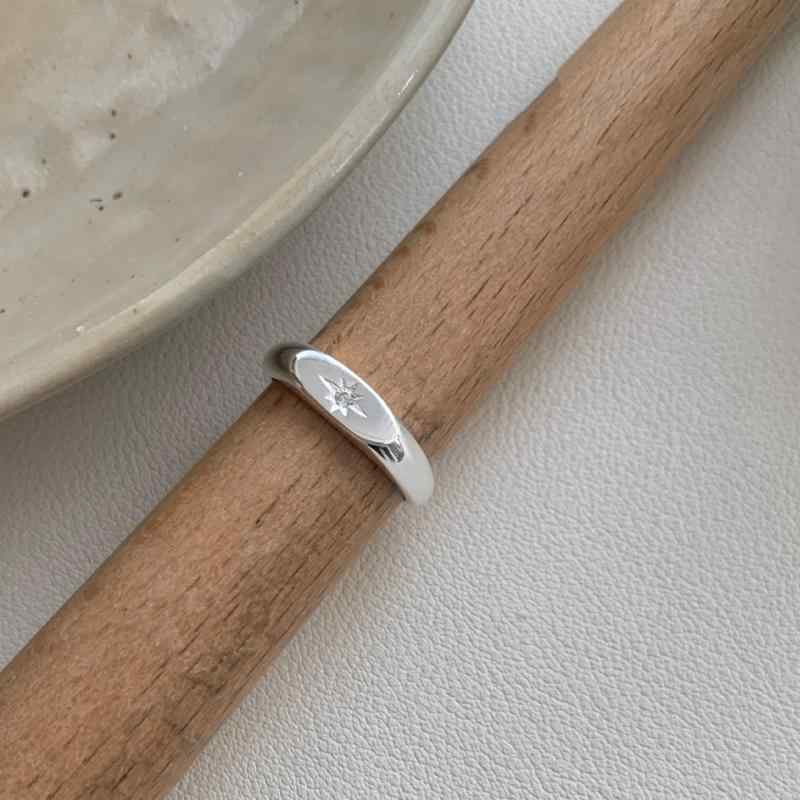 指輪 レディース 八芒星モチーフ 925シルバー シンプルデザイン 個性的 開口リング 韓国風ファッション