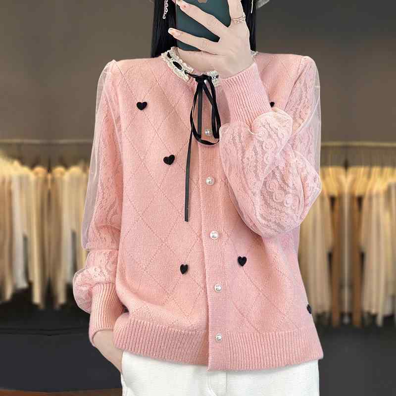 カーディガン レディース かわいい 春秋 ニット レース 切り替え インナー トップス スタイリッシュ 軽やか レイヤード コーデ 日常使い 柔らかい 着心地 レイヤリング アイテム 女性向け セーター 風