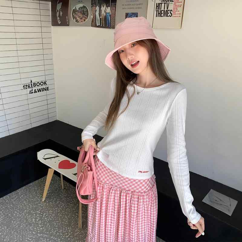 Tシャツ レディース 韓国風 ホワイト ジャカード 質感 クルーネック 長袖 春夏 スリム 細見え インナー 刺繍 上衣
