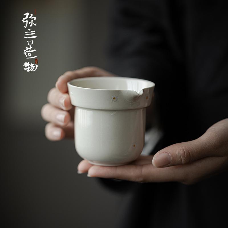 男女兼用 茶海 公道杯 瀬戸もの 草死灰釉 手作り お手々お手伝いさん 耐熱 中国茶器 中国茶道具 和風 禅 レトロ ヴィンテージ 水さし 片口 雅びやか 高押し出し 分かりやすい 差し上げ物 差し上げ物 普段使い走り オシャレ 今めかしい 言い慣わし芸術 苦々しい