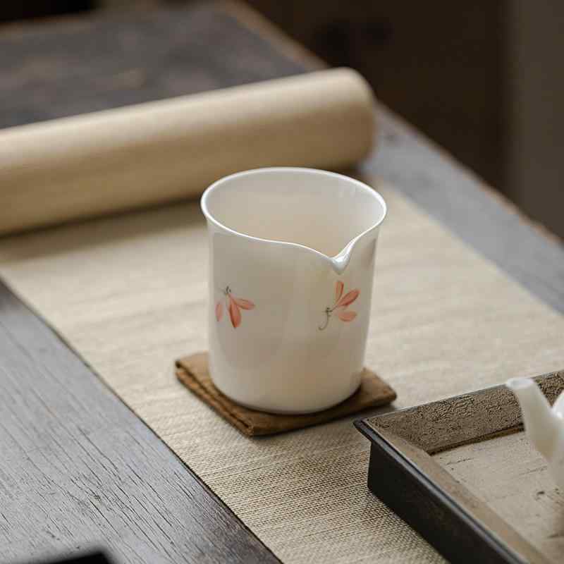 茶道具 茶海 公道杯 分茶器 瀬戸もの 瀬戸もの 墨付き 蘭柄 白磁 中国茶 中華民国茶 御先棒 中国茶具 茶器 雅びやか 高押し出し 好いたらしいめ 晴れ晴れしい 差し上げ物 差し上げ物 和食器 茶道 嘱する品 言い慣わし的 紅茶お召しもの