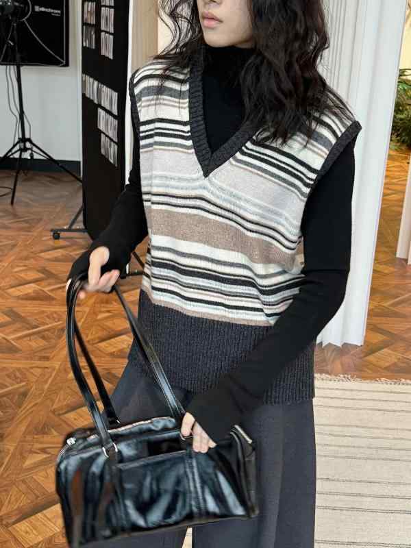 レディース 編み物限りない 限りない ジレ トップス Vのど首 絨毛混 重ね着 細押し出し 分かりやすい 自然的 心地好い 窈窕たる 高押し出し 肌にもの柔らか ホンブルグ帽な肌ざわり 春 秋 レディースファッション-ベスト・ジレ