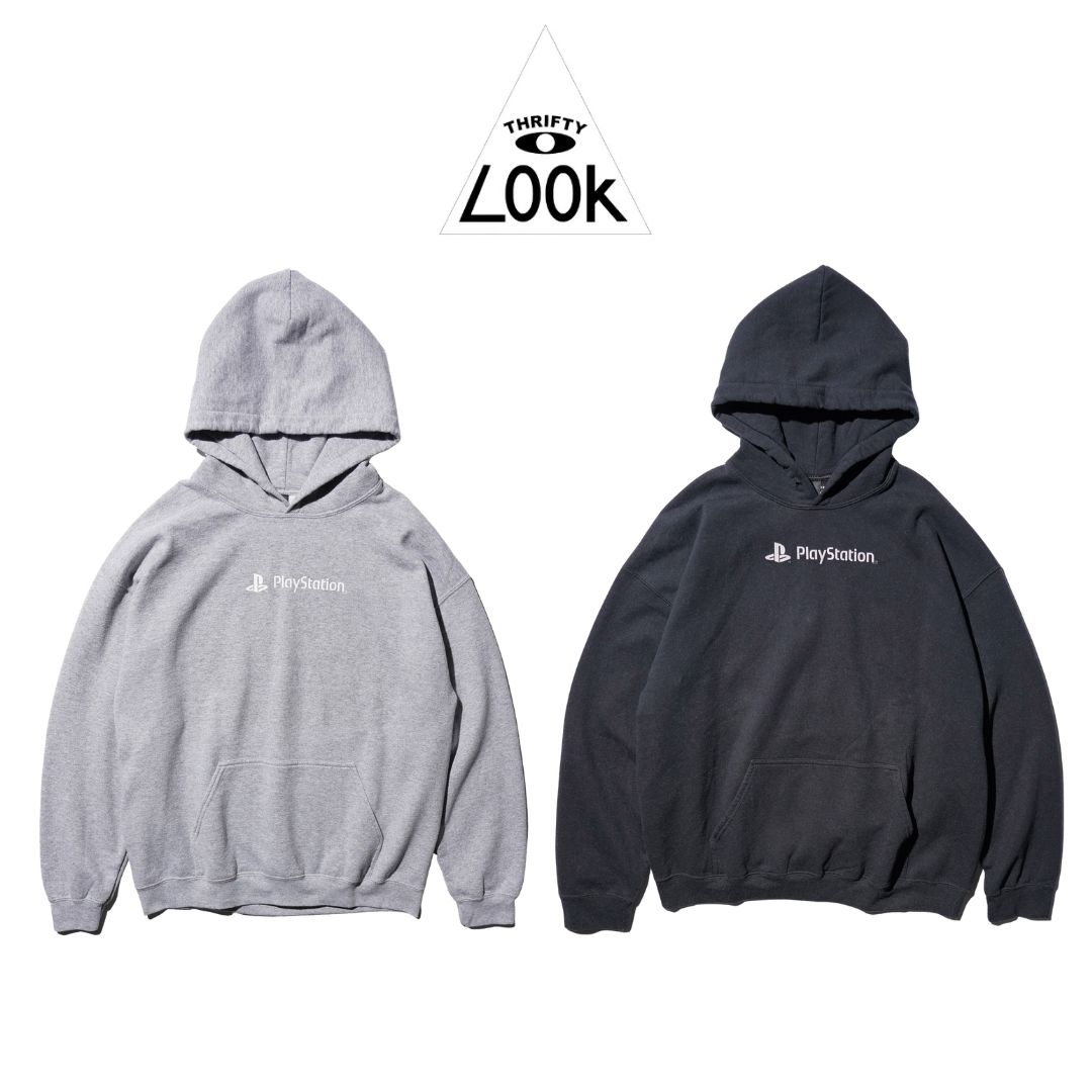 【THRIFTY LOOK / スリフティールック】THRIFTY \"PlayStation\"" HOODIE グラフィック プレイステーション メンズ レディース  オフィシャルライセンシー パーカー 薄墨色 黒いこと"