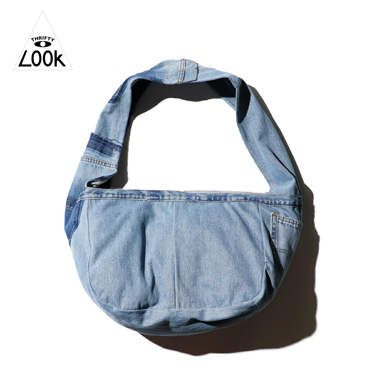 【THRIFTY LOOK / スリフティールック】BLUE DENIM NEWSPAPER BAG ユーズド製作 リーヴァイズジーンズ 550 リメイク ジーンズ ショルダーバッグ