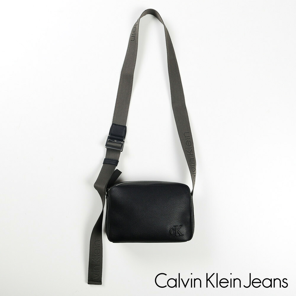【Calvin Klein Jeans/カルバン・クライン ジーンズ】【国内正規品】Cargo Camera Bag / エンボスロゴ カメラバッグ / 4G3081G【メンズ】【ユニセックス】【送料無料】｜CENTRAL5811