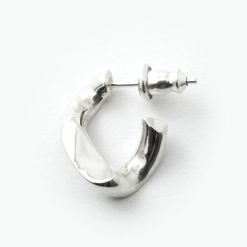 PUERTA DEL SOL ピアス 深瀬慧 着用モデル プエルタデルソル 『CROSS SWING PIERCE BLACK』 | HardiVague