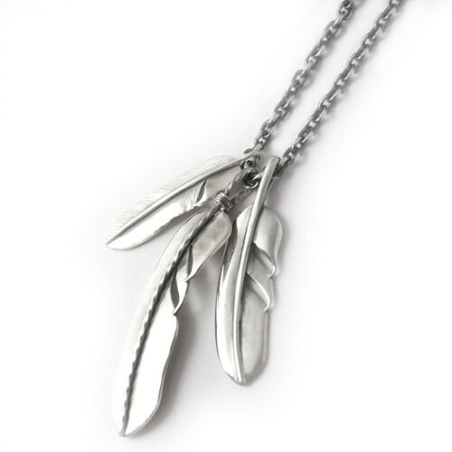 Atease LUXURY THREE FEATHERS NECKLACE.
