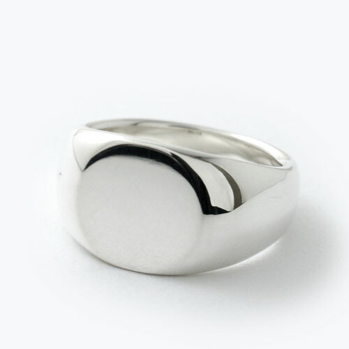 スノーマン目黒蓮さん着用モデル・Atease PLAIN SIGNET RING