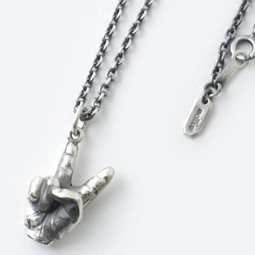 mollive Heavy PEACE SIGN NECKLACE