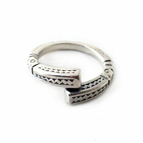 Vantique TUAREG SILVER RING BAR