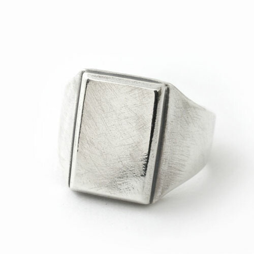 Vantique RECTANGULAR SIGNET RING PLANE