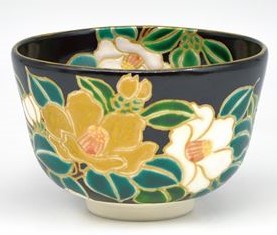 茶碗 黒仁清 椿 加藤如水作（桐箱）