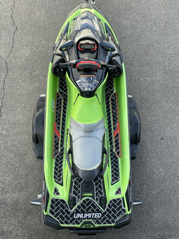 取寄せ☆受注発注★★ＮＥＷ★【ＵＮＬＩＭＩＴＥＤ・アンリミテッド 】UL51111 ブリック SEADOO デッキマット テープ付き RXT-X  各色 UNLIMITED UL51111 シードゥ  BOMBARDIER ジェットスキー マリンジェット