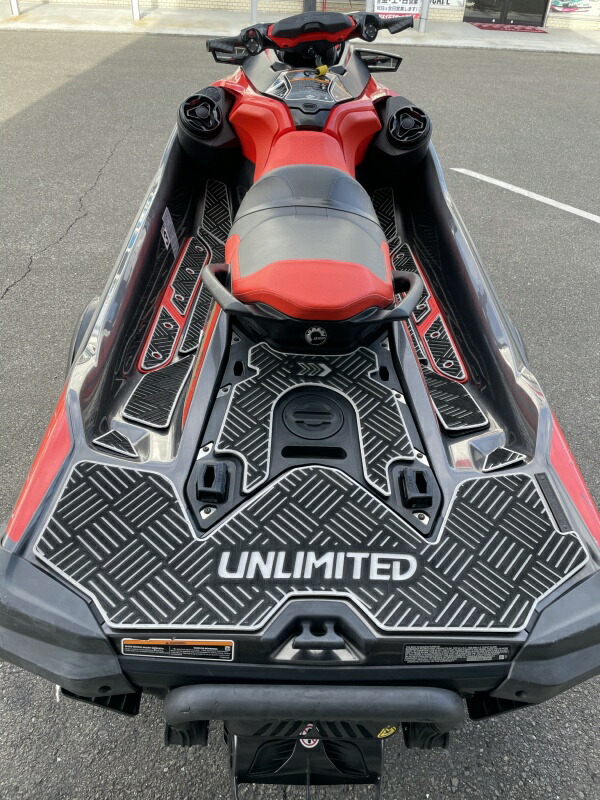 ★取寄せ☆受注発注★ＮＥＷ★【ＵＮＬＩＭＩＴＥＤ・アンリミテッド 】UL51121 チェッカー SEADOO デッキマット テープ付き RXT-X  各色 UNLIMITED UL51121 ジェットスキー シードゥ  BOMBARDIER