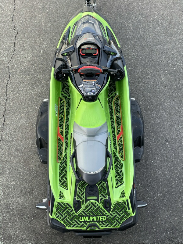 【ＵＮＬＩＭＩＴＥＤ・アンリミテッド 】UL51131 レクタングル  SEADOO デッキマット テープ付き RXT-X 各色 UNLIMITED UL51131 シードゥ  BOMBARDIER  ジェットスキー