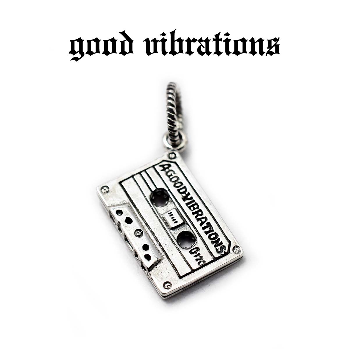 【good vibrations 正規取扱店】【送料無料】シルバーアクセサリー グッドバイブレーションズ 音楽 楽器 ミュージック オーディオ レトロ カセットテープ チャーム ペンダントトップ スターリング シルバー 925