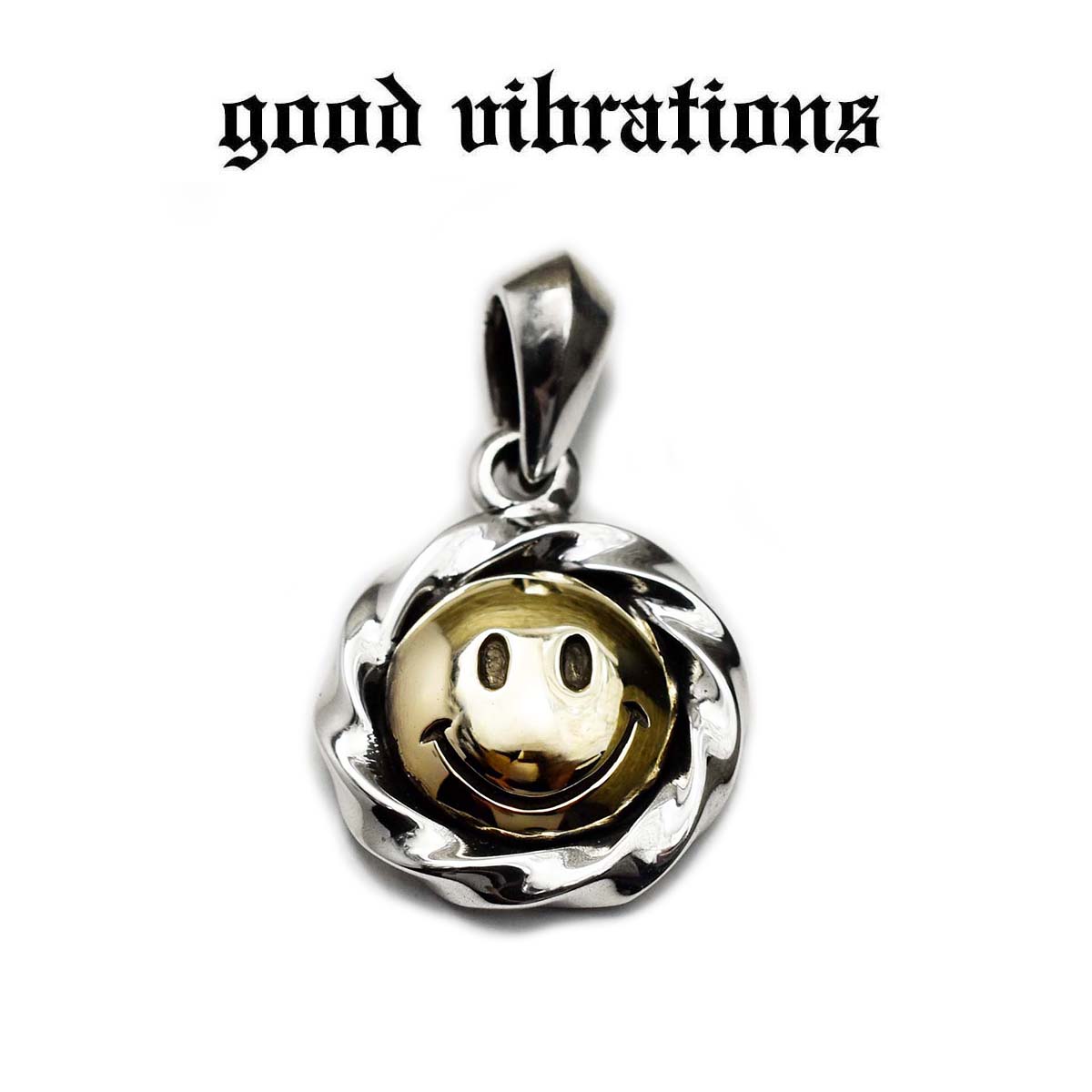【good vibrations 正規取扱店】シルバーアクセサリー グッドバイブレーションズ スマイル スマイリー スパイラル ねじれ ツイスト サークル リング チャーム ペンダントトップ メンズ シルバー925 真鍮 8,301円