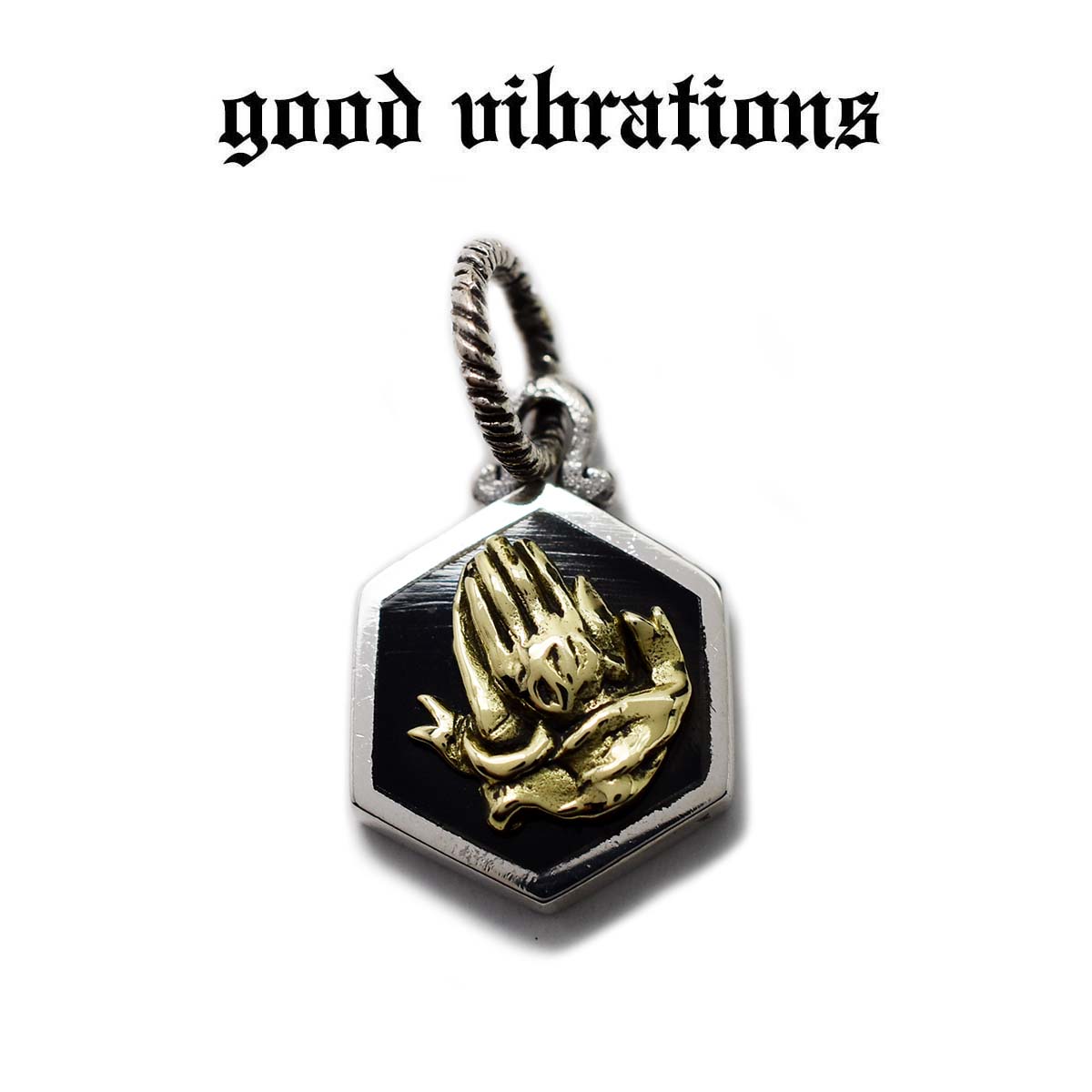 【good vibrations 正規取扱店】シルバーアクセサリー ペンダントトップ メンズ レディース プレイングハンズ 祈り手 チャーム グッドバイブレーションズ クロス 十字架 マリア キリスト メキシカン 西海岸 モチーフ スターリング シルバー 925