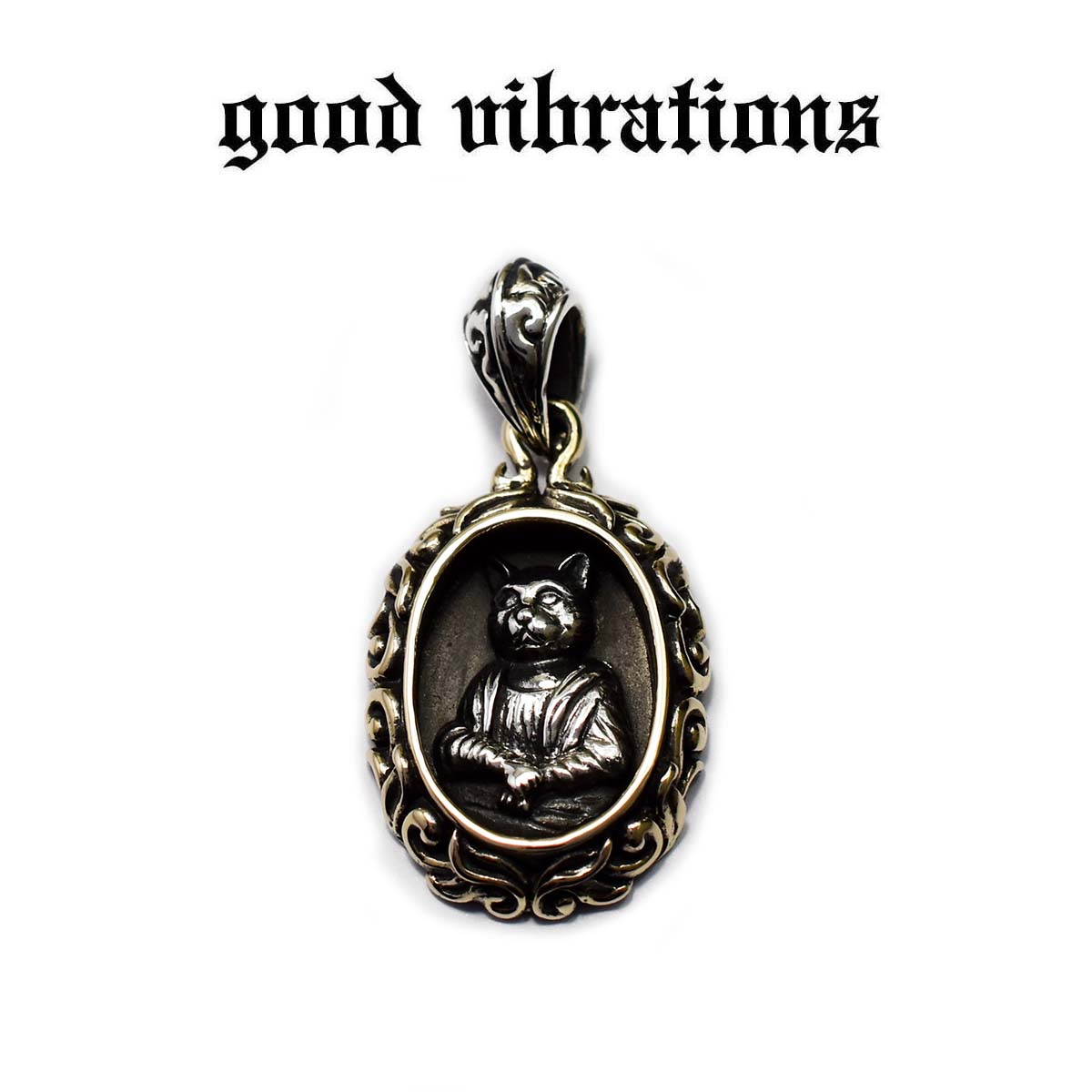 【good vibrations 正規取扱店】シルバーアクセサリー メンズ グッドバイブレーションズ アラベスク 唐草模様 レオナルド・ダ・ヴィンチ モナリザ モチーフ 貴婦人 肖像画 擬人化 猫 キャット チャーム ペンダントトップ シルバー 925 真鍮 ブラス ネックレス