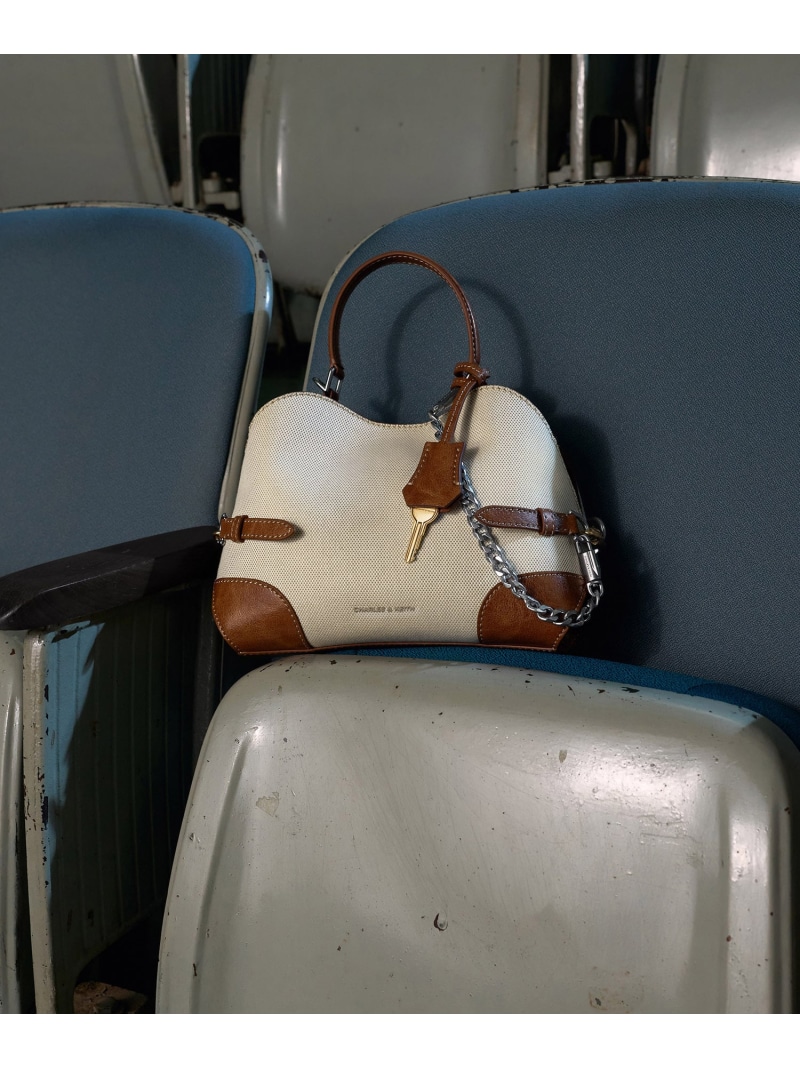 Delfina デルフィナ キャンバス チェーン サイドベルト トートバッグ CHARLES & KEITH チャールズアンドキース バッグ ハンドバッグ【送料無料】[ Fashion]｜CHARLES ＆ KEITH