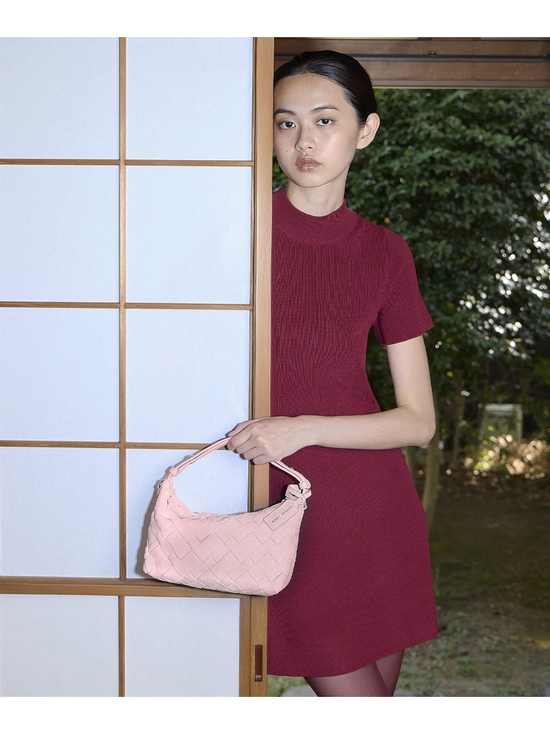 Ivette イヴェット スエードウーブンショルダーバッグ CHARLES \u0026 KEITH チャールズアンドキース 御徒面子 ショルダーバッグ【貨物輸送無料】[ Fashion]