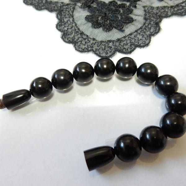 天然ジェット ネックレス 黒珠10mm　鑑別書付き 天然ジェット ネックレス 黒珠10mm 鑑別書付き