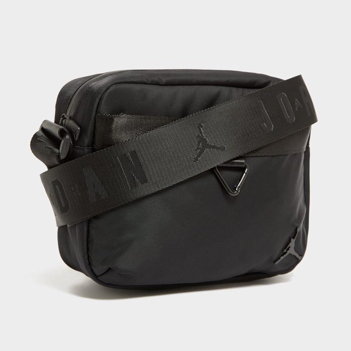 楽天市場】NIKE JORDAN ZION CROSSBODY BAGナイキ ジョーダン ザイオン