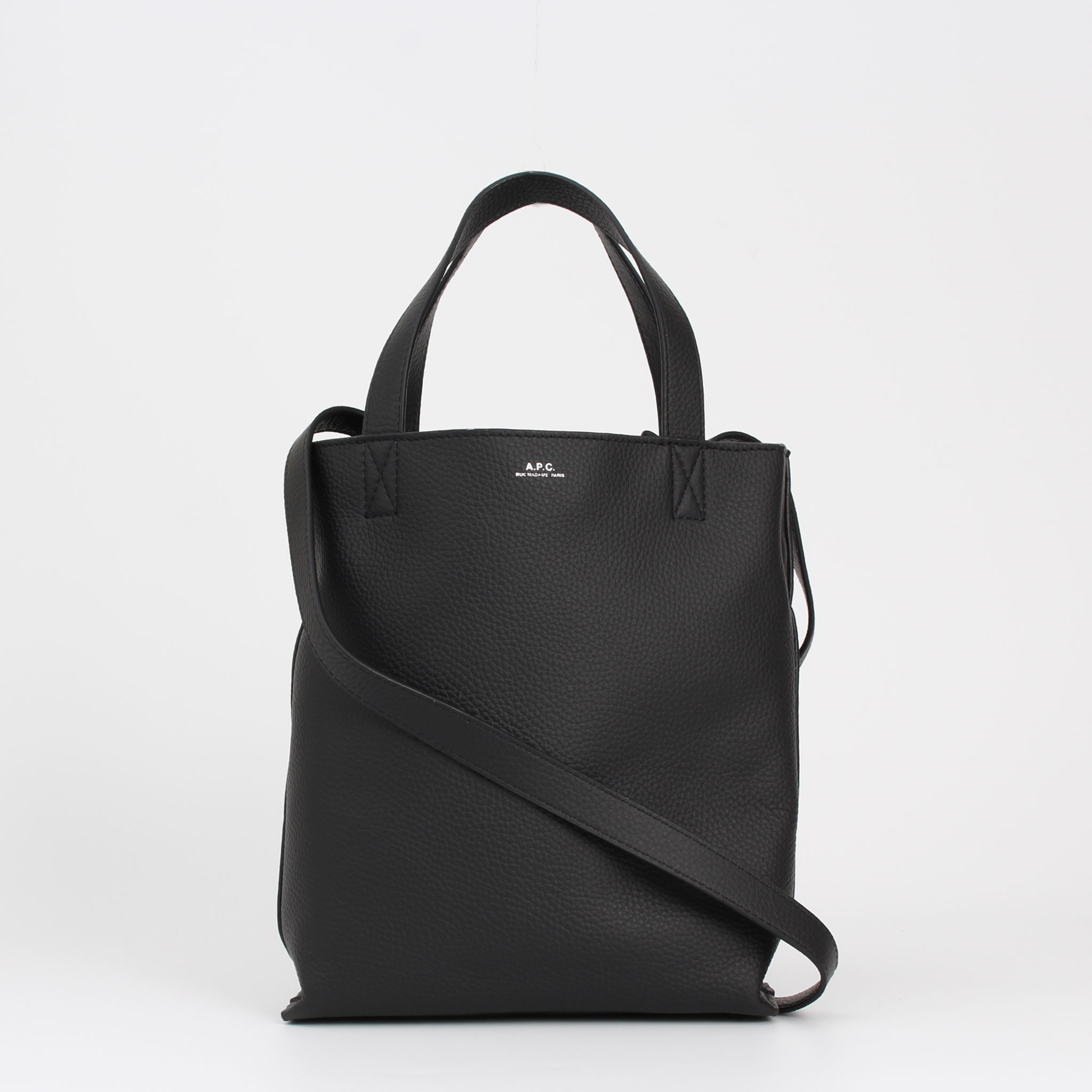 APCブラックトートバッグ美品！シンプルおしゃれ 104829499.jpg