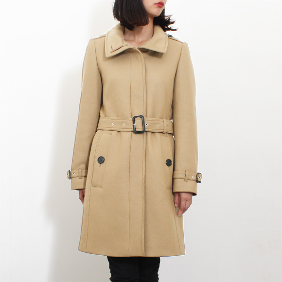 camel coat burberry