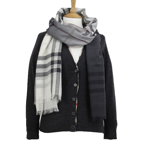 ivory burberry scarf