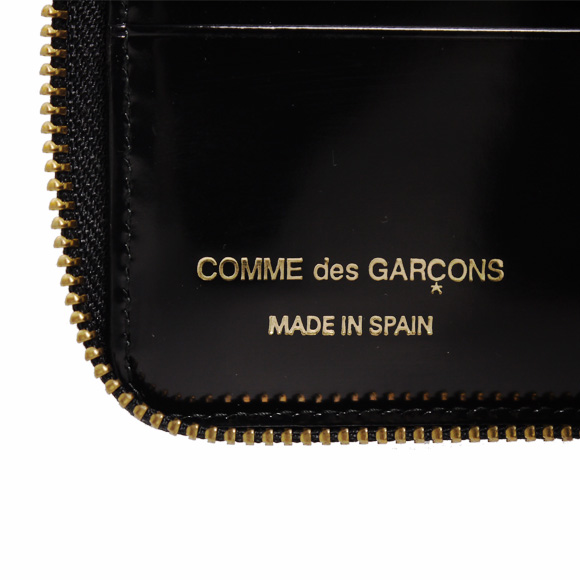 【楽天市場】コムデギャルソン COMME DES GARCONS 財布 ラウンドファスナー二つ折り財布 ブラック POLKA DOTS EMBOSSED [ポルカドットエンボス
