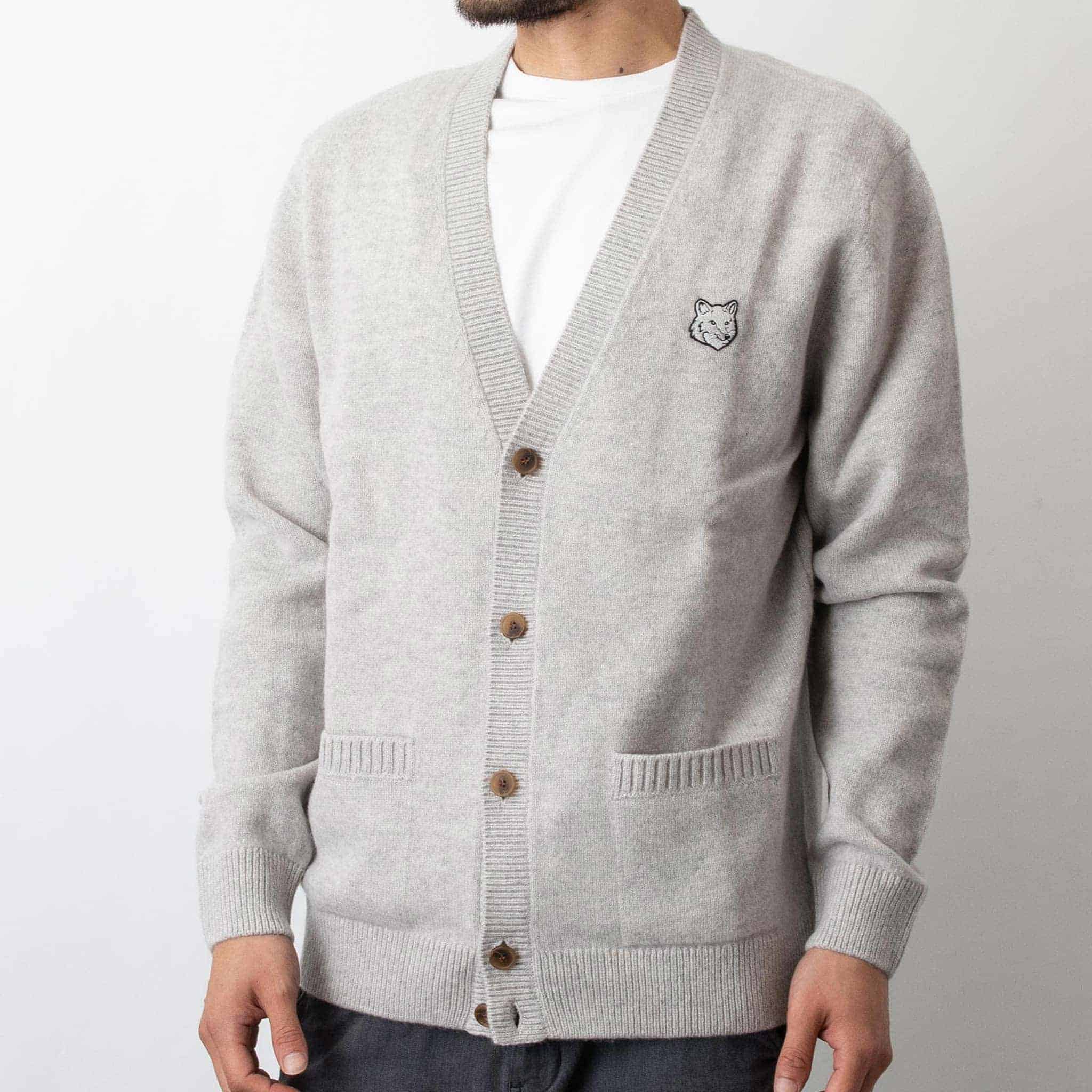 【美品】MAISON KITSUNÉ グレー カーディガン Sサイズ 楽天市場】メゾン キツネ MAISON KITSUNE Vネック長袖
