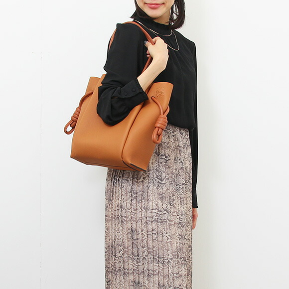 loewe flamenco tote
