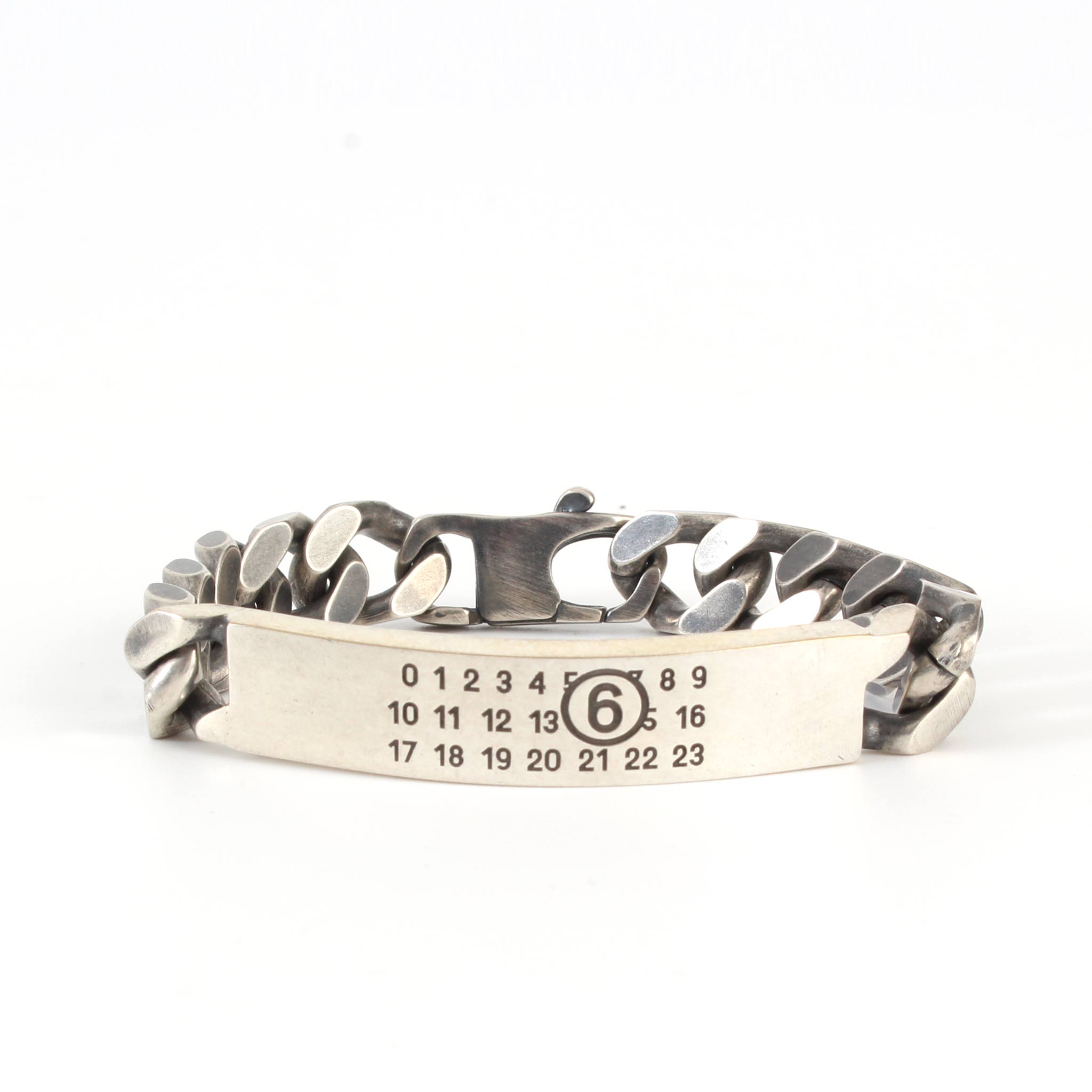 Maison Margiela ブレスレット ミディアム バングル ロゴ Maison Margiela（旧Maison Martin Margiela） - メゾン