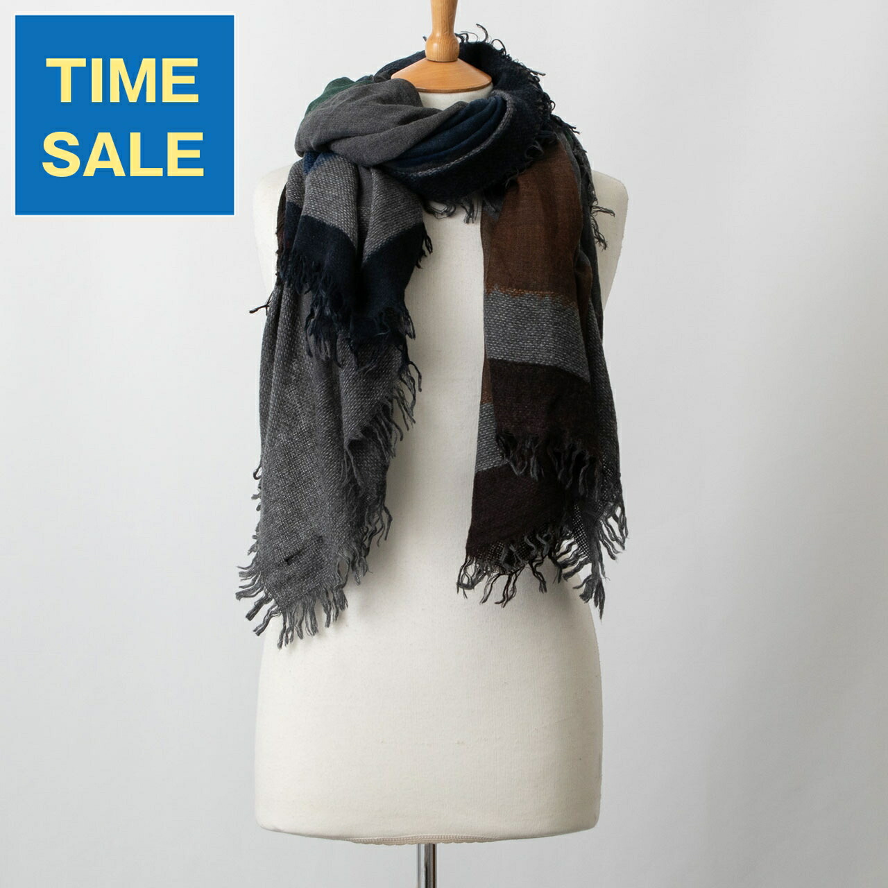 ファリエロ サルティ　Faliero Sarti　正方形　ウール　ストール Faliero Sarti ファリエロサルティ FALIERO SARTI ストール