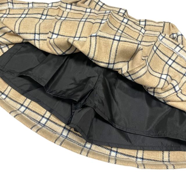 【2023秋冬新作】byLOVEiTインパン付きハートポシェットチェックスカートNo.7834105（子供服女の子キッズトドラージュニアバイラビットボトムスプリーツスカートスカパンインパンハート型ポシェットガーリー可愛いベージュブルー秋冬)