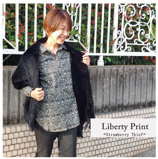 Liberty 襟付きスキッパーシャツ ストロベリーシーフ リバティプリント使用 着心地抜群 ノクターン 大人服 グレー系 Lサイズ すっきり Liberty 襟付きスキッパーシャツ ストロベリーシーフ リバティプリント使用 着心地抜群 ノクターン 大人服 グレー系 Lサイズ すっきり