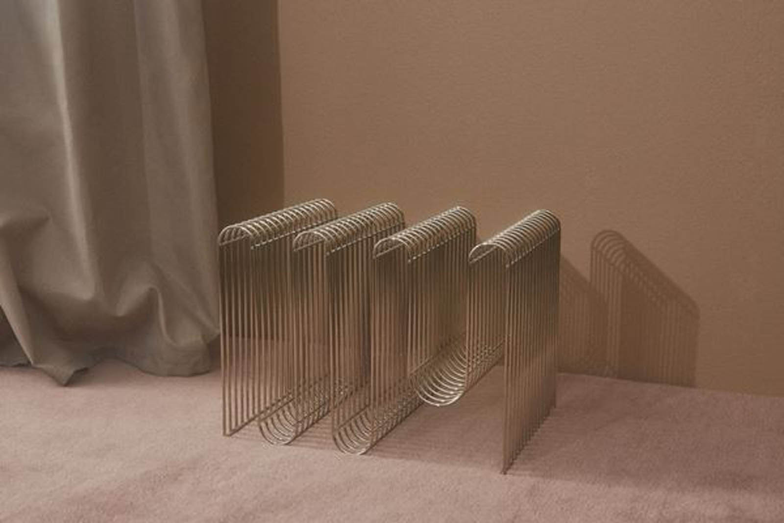 AYTM Curva マガジンラック シルバー【正規品】 AYTM マガジンラック CURVA シルバー 正規品 北欧雑貨 インテリア