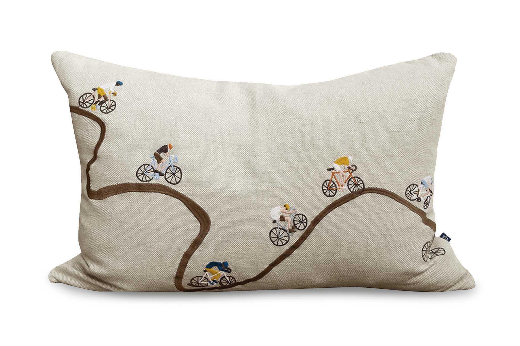 Fine Little Day ファインリトルデイ 座布団取りまかなう BIKERS 58×38珊 刺しゅう リネン 綿織物 綿 麻 長いす 枕取りまかなう 矩形 銀輪 自動二輪車 北欧室内装飾 北欧雑貨 リビング雑貨 北欧ひな形 自然的室内装飾