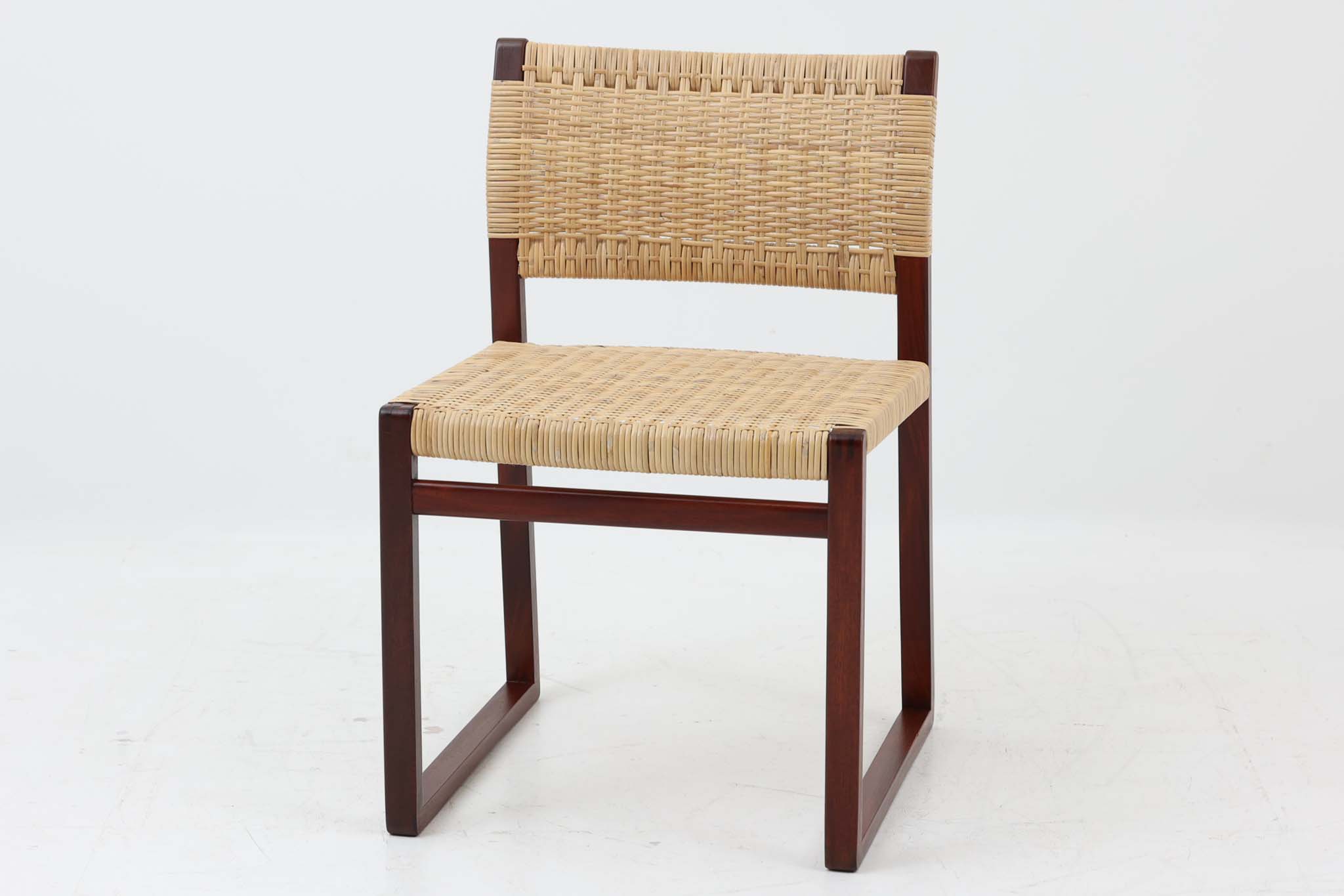 BM73 アームチェア ダイニング ボーエ モーエンセン Fredericia 楽天市場】Borge Mogensen(ボーエ・モーエンセン) BM73 アームチェア