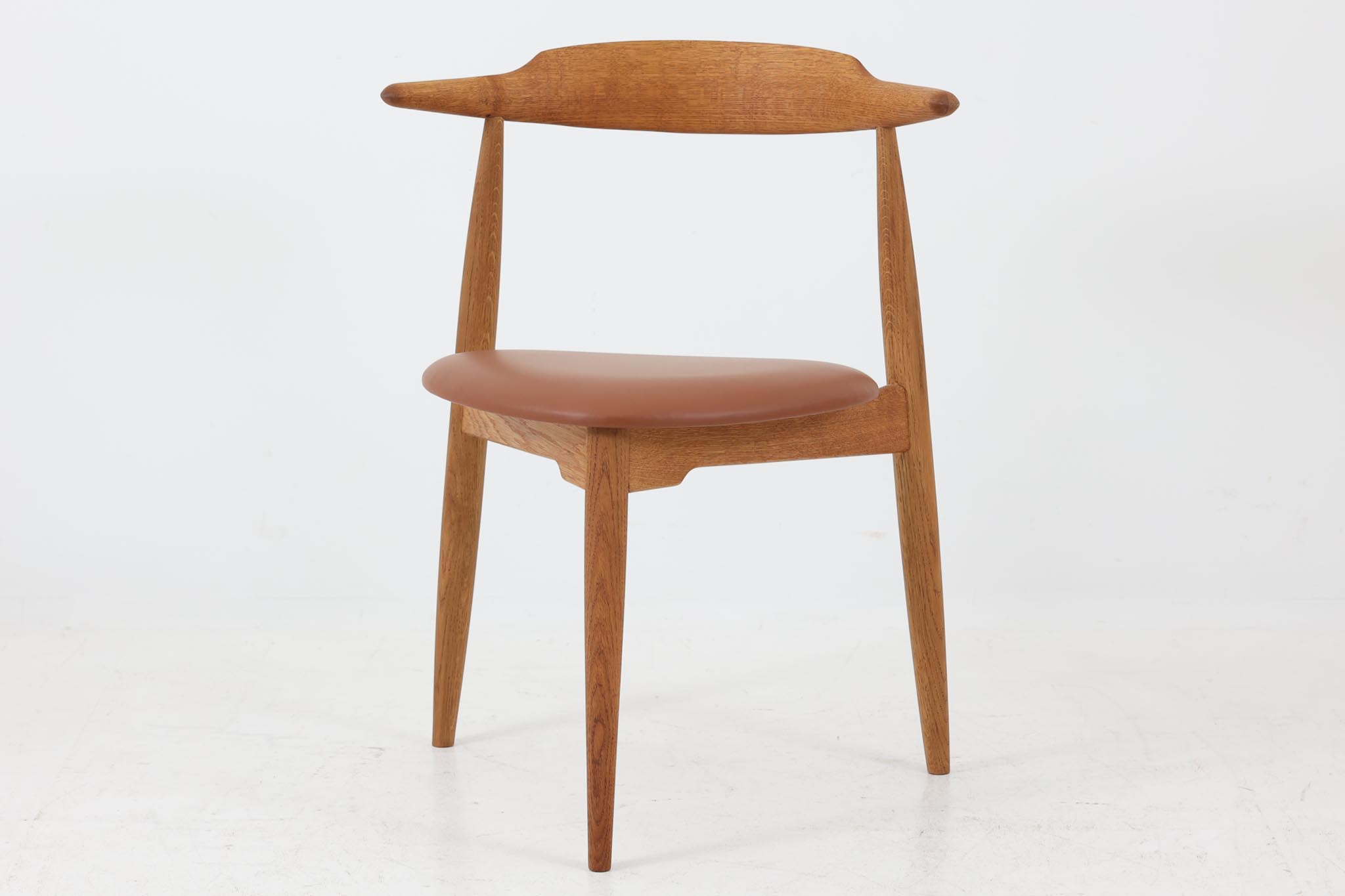 Fritz Hansen(フリッツ・ハンセン) ハート形女性議長 FH4104 オーク材材 Hans J.Wegner（ハンス・J・ウェグナー）【アンティーク 設計者調度品 本物 滅多に無い 勉強机女性議長 昼ご飯女性議長 今めかしい】
